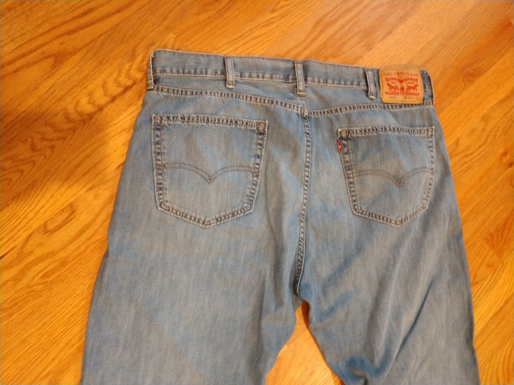 Levi's 40/32 Men's jeans